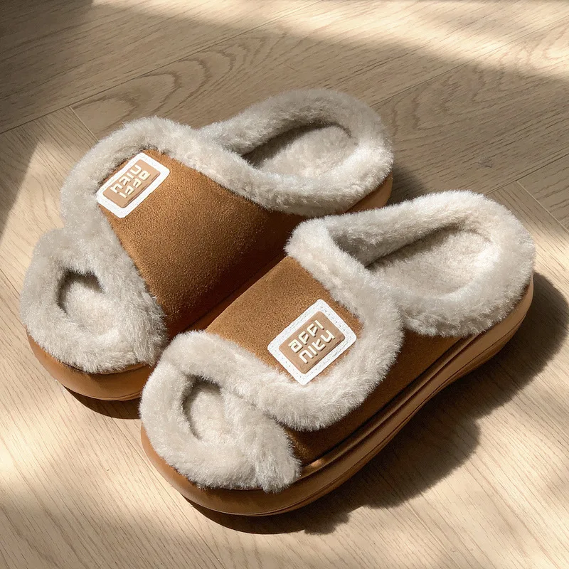 Fashion Cotton Home Slippers, Women's New Winter Fur Slippers Indoor Household And Outdoor Versatile Slippers
Fashion Cotton Home Slippers, Women's New Winter Fur Slippers Indoor Household And Outdoor Versatile Slippers