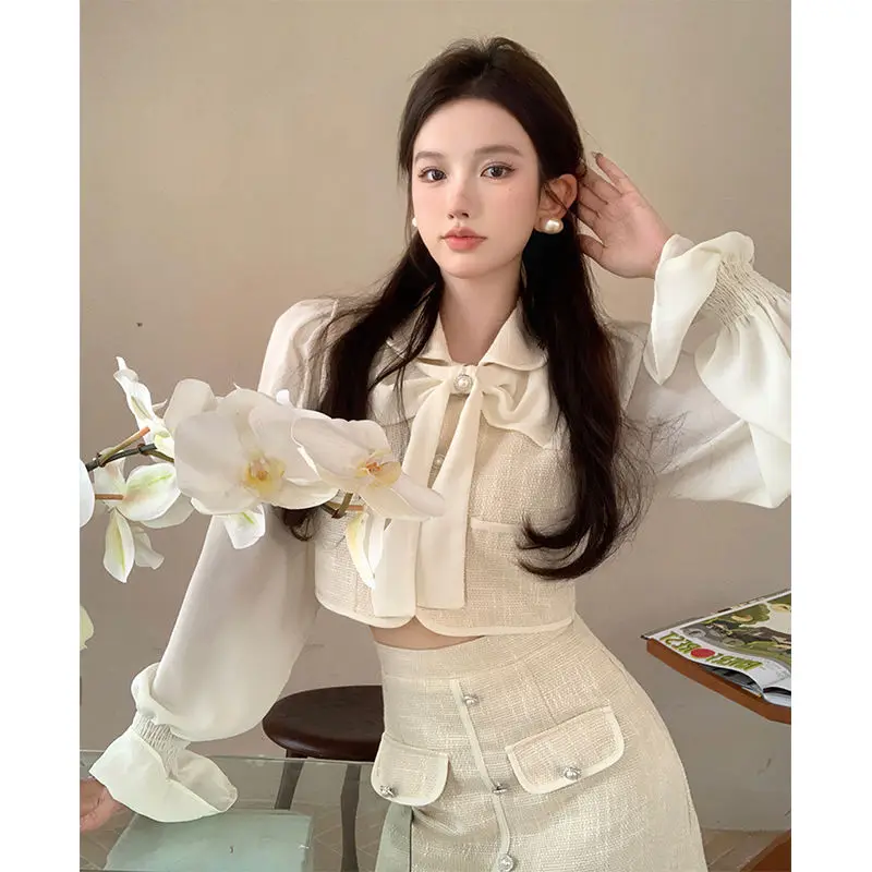 High-End Chic Style Korean Gentle Top and Skirt Two-Piece Set Spring 2023 New Chic Style Suit Dress Female Office Lady Clothing
High-End Chic Style Korean Gentle Top and Skirt Two-Piece Set Spring 2023 New Chic Style Suit Dress Female Office Lady Clothing