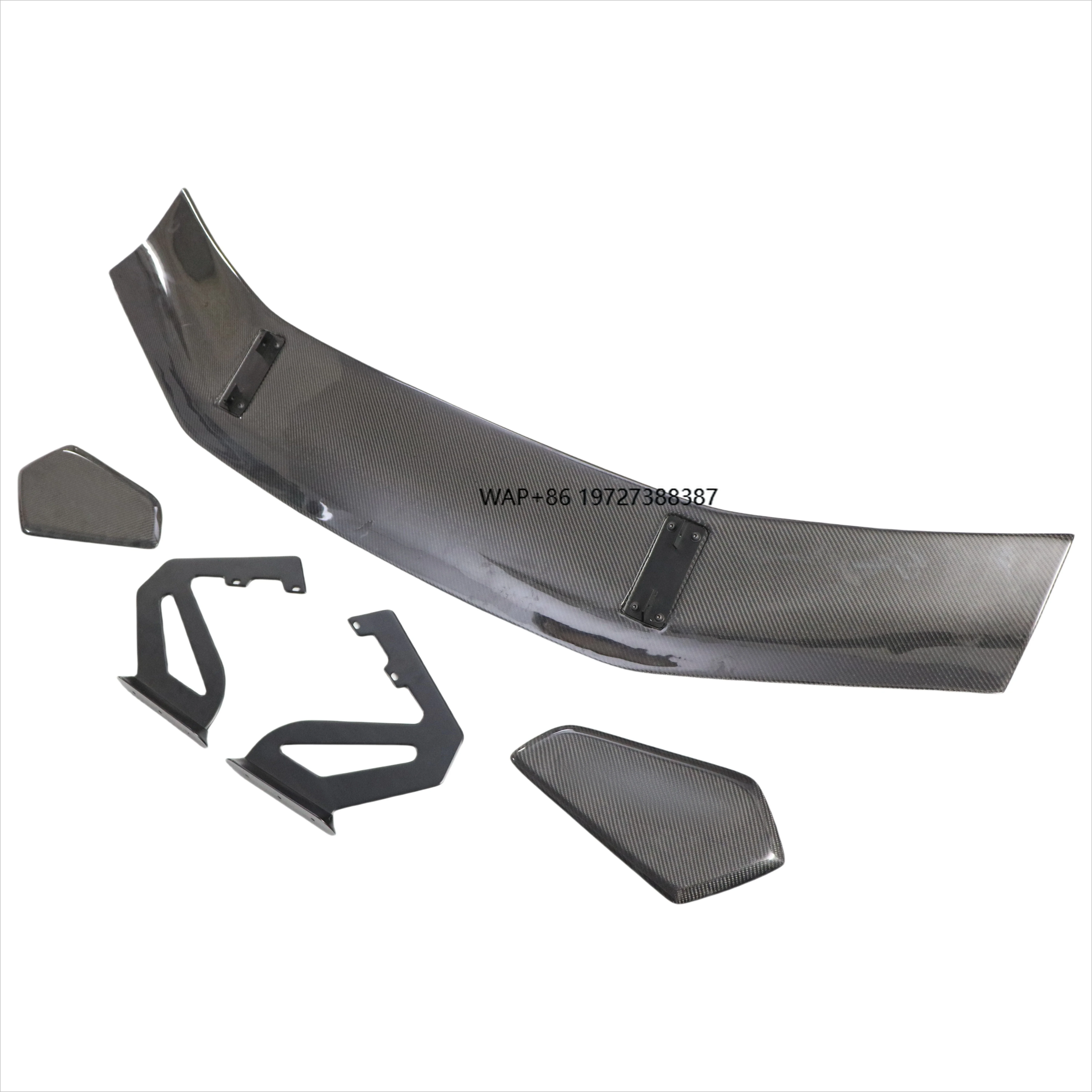 Upgraded RS-style carbon fiber front bumper body kit for 16-19 Cayman Boxster 718
Upgraded RS-style carbon fiber front bumper body kit for 16-19 Cayman Boxster 718