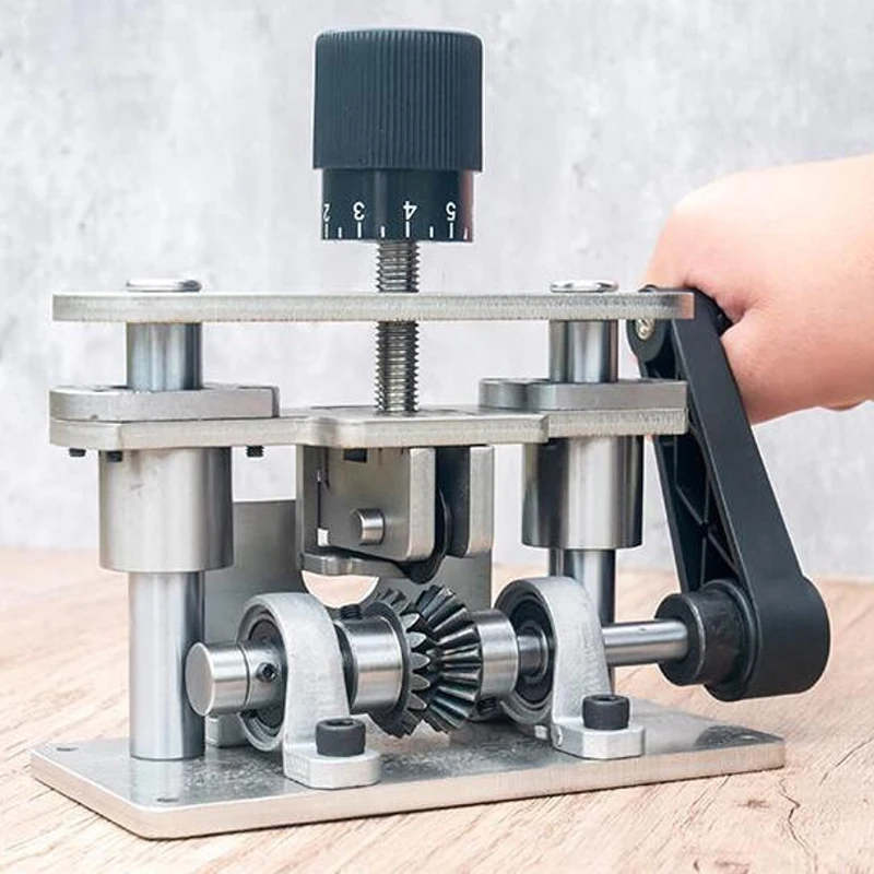 Manual Copper Wire Stripper Machine 2-20mm Wire Cable Cutting Scrap Recycle Tool Can be Drived by Electric Drill Stripper
Manual Copper Wire Stripper Machine 2-20mm Wire Cable Cutting Scrap Recycle Tool Can be Drived by Electric Drill Stripper