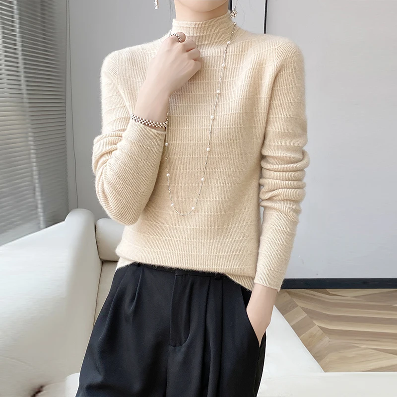Autumn and winter new 100% merino wool women's sweater semi-high neck slim fashion knitted cashmere sweater loose top
Autumn and winter new 100% merino wool women's sweater semi-high neck slim fashion knitted cashmere sweater loose top