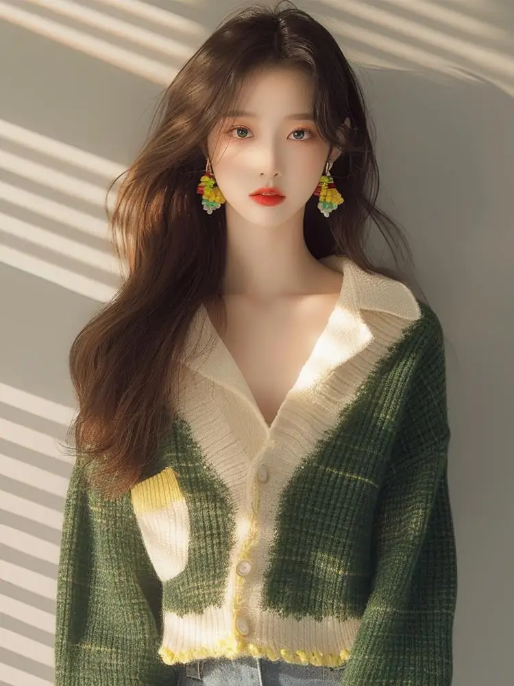 Slimming Green Long Sleeve V-Neck Knitted Open Cardigan Loose Fit Fashionable Korean Style Women's Commute Wind Clothing
Slimming Green Long Sleeve V-Neck Knitted Open Cardigan Loose Fit Fashionable Korean Style Women's Commute Wind Clothing