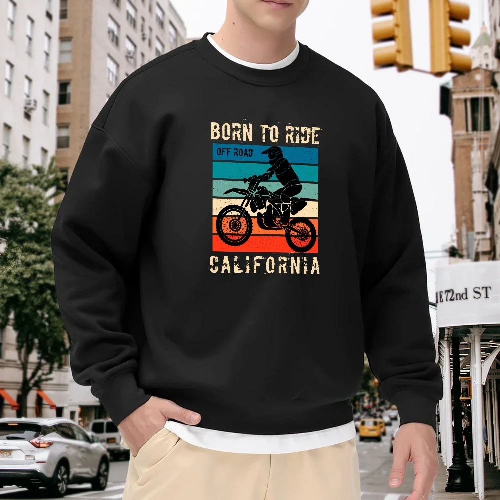 Men's Black Crew Neck Loose Sweatshirt, Vintage Motorcycle Print Top, American Street Casual Style, Versatile and Comfortable Top for Everyday Wear and Sports
Men's Black Crew Neck Loose Sweatshirt, Vintage Motorcycle Print Top, American Street Casual Style, Versatile and Comfortable Top for Everyday Wear and Sports