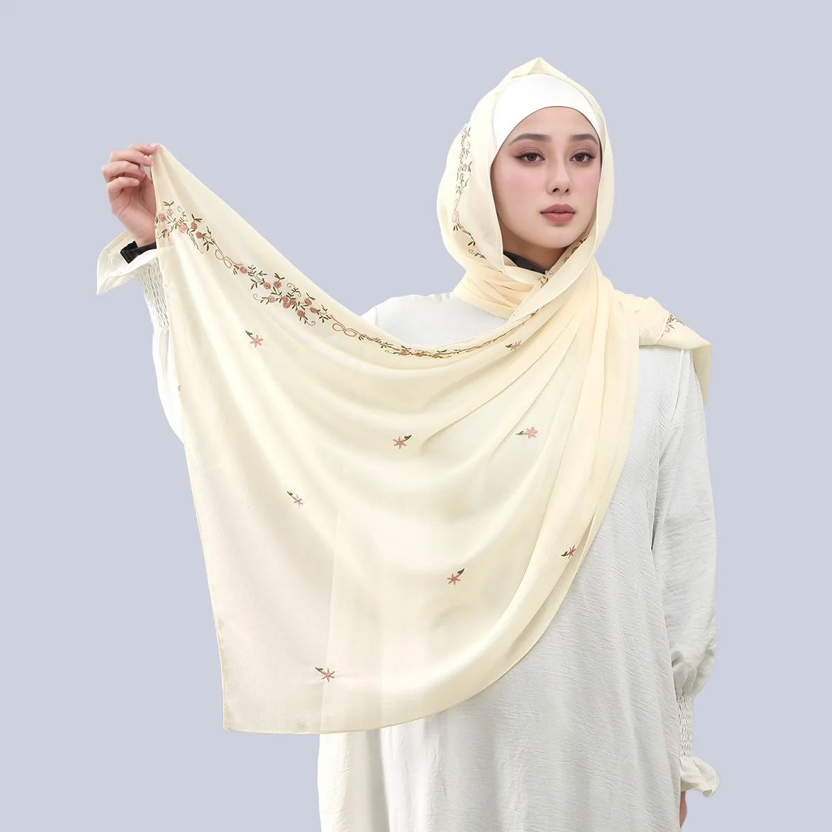 Рамадан с цветочной вышивкой, шифоновый мусульманский хиджаб, шарф для женщин, простой женский платок премиум-класса, шаль, тюрбан, бандана 170*70 см
Рамадан с цветочной вышивкой, шифоновый мусульманский хиджаб, шарф для женщин, простой женский платок премиум-класса, шаль, тюрбан, бандана 170*70 см