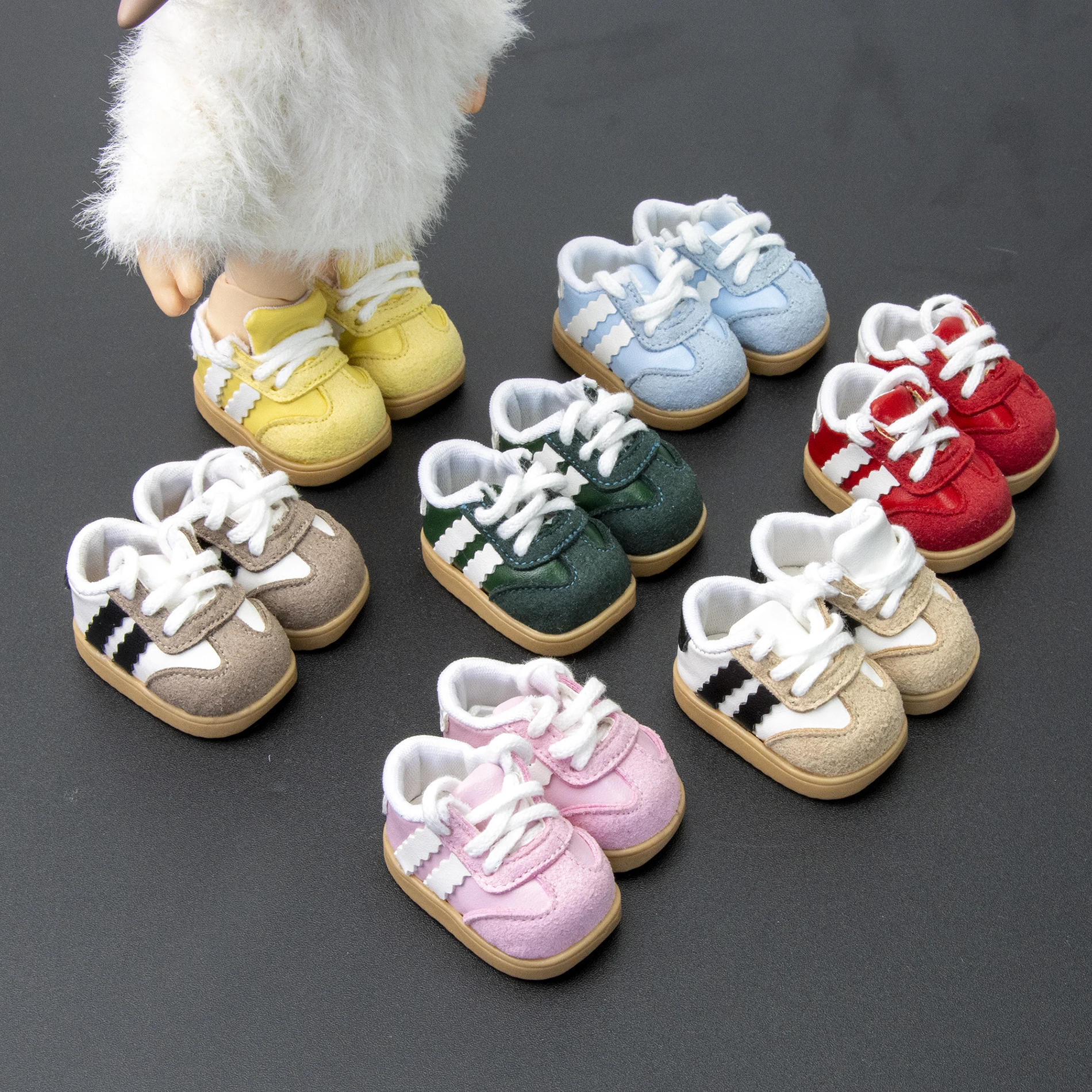 Handmade 1/6 BJD Doll Shoes OB22 Doll Sneakers Size 4.5x2.5x2.2cm Candy Color Decors Collectible Doll Accessories
Handmade 1/6 BJD Doll Shoes OB22 Doll Sneakers Size 4.5x2.5x2.2cm Candy Color Decors Collectible Doll Accessories
