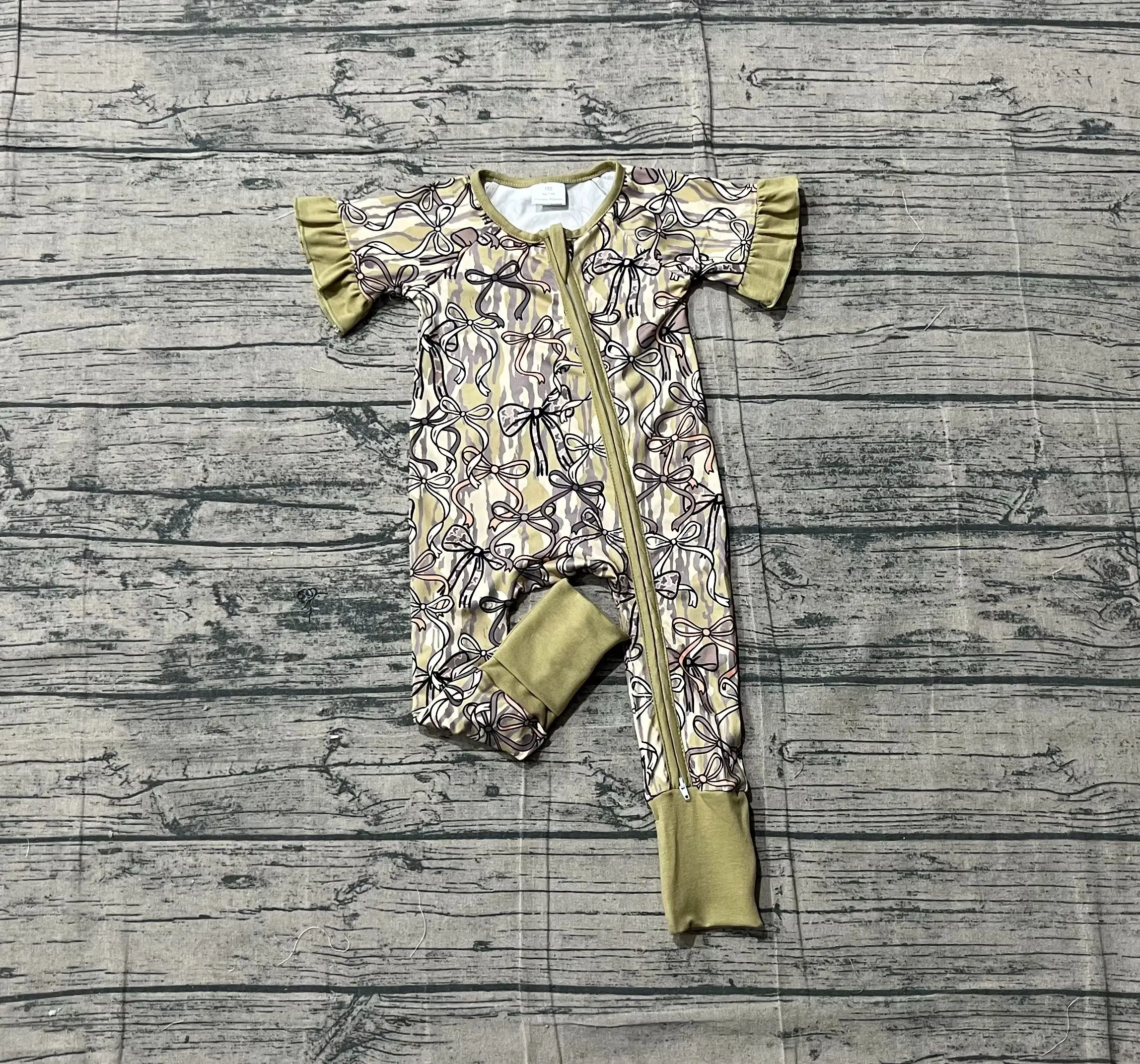 Wholesale Newborn Infant Coverall Baby Girl Zipper Bodysuit Girls Toddler Short Sleeves Bows Romper Kids Children Camo Clothes
Wholesale Newborn Infant Coverall Baby Girl Zipper Bodysuit Girls Toddler Short Sleeves Bows Romper Kids Children Camo Clothes