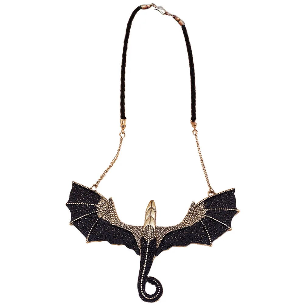 Exquisite Gothic Dragon Necklace for Women Vintage Style Chain Pendant Jewelry Retro Silver Commemorative Wearable Daily
Exquisite Gothic Dragon Necklace for Women Vintage Style Chain Pendant Jewelry Retro Silver Commemorative Wearable Daily