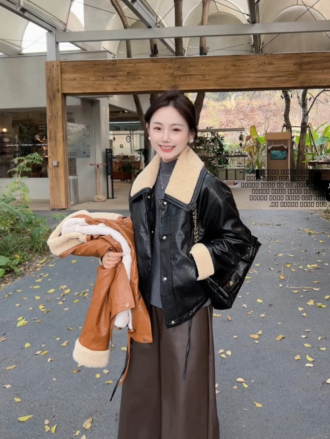 Утепленная женская кожаная куртка свободного кроя с отложным воротником, осенне-зимняя повседневная верхняя одежда с длинными рукавами
Утепленная женская кожаная куртка свободного кроя с отложным воротником, осенне-зимняя повседневная верхняя одежда с длинными рукавами