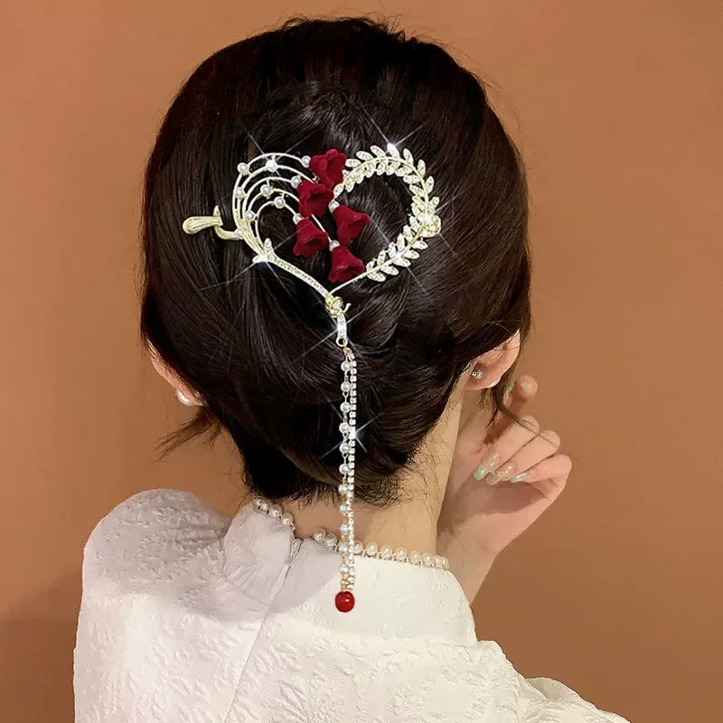 Women Lady Red Flower Tassel Alloy Hair Clip Hair Styling Tools Female Barrettes Female Festivals Hairpins New Headwear Headband
Women Lady Red Flower Tassel Alloy Hair Clip Hair Styling Tools Female Barrettes Female Festivals Hairpins New Headwear Headband