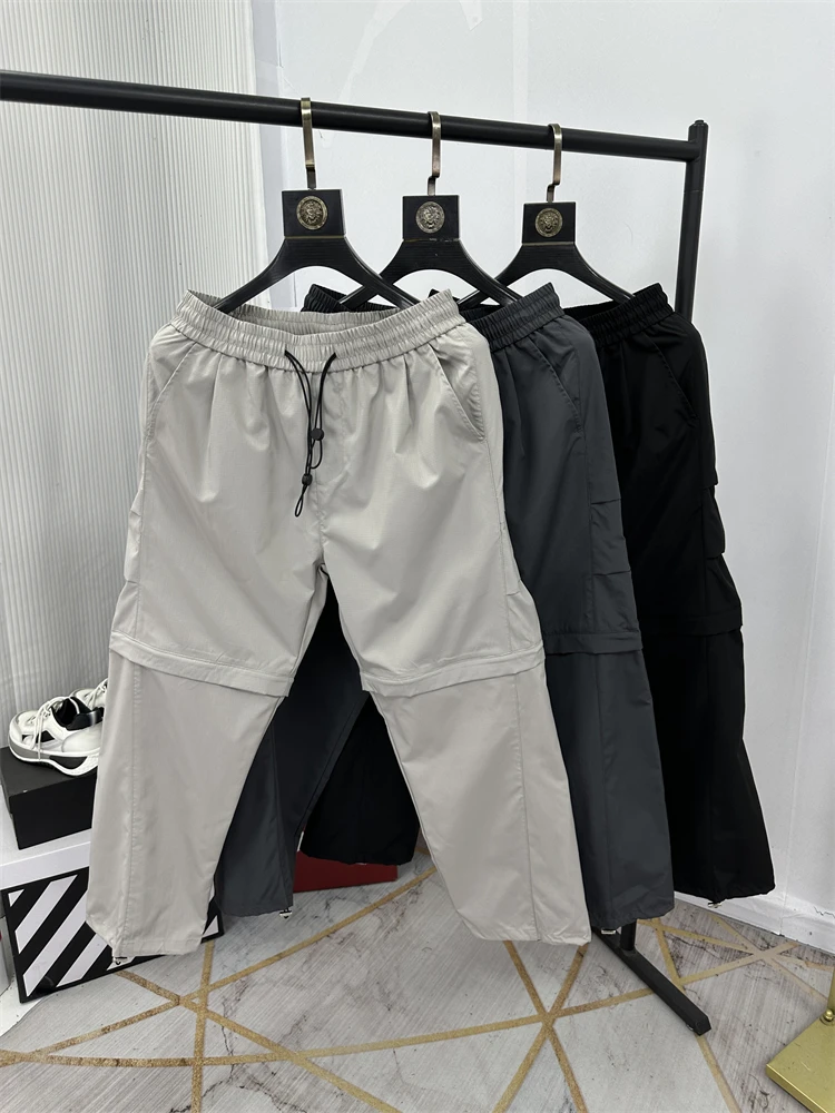 American Sle Functional Thin Summer New Detachable orts Men's Faion Versatile Loose Straight Casual Pants
American Sle Functional Thin Summer New Detachable orts Men's Faion Versatile Loose Straight Casual Pants