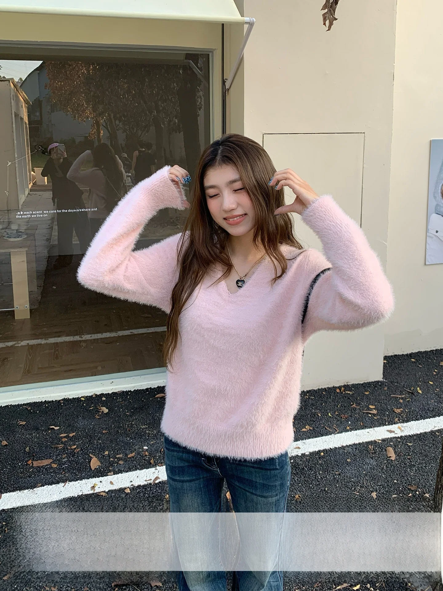 Soft Orange Tree Korean Sle V-ne Camere Women's Autumn Fufu Plump Thin Knitted Sweater Casual Loose Fit Long Sve
Soft Orange Tree Korean Sle V-ne Camere Women's Autumn Fufu Plump Thin Knitted Sweater Casual Loose Fit Long Sve