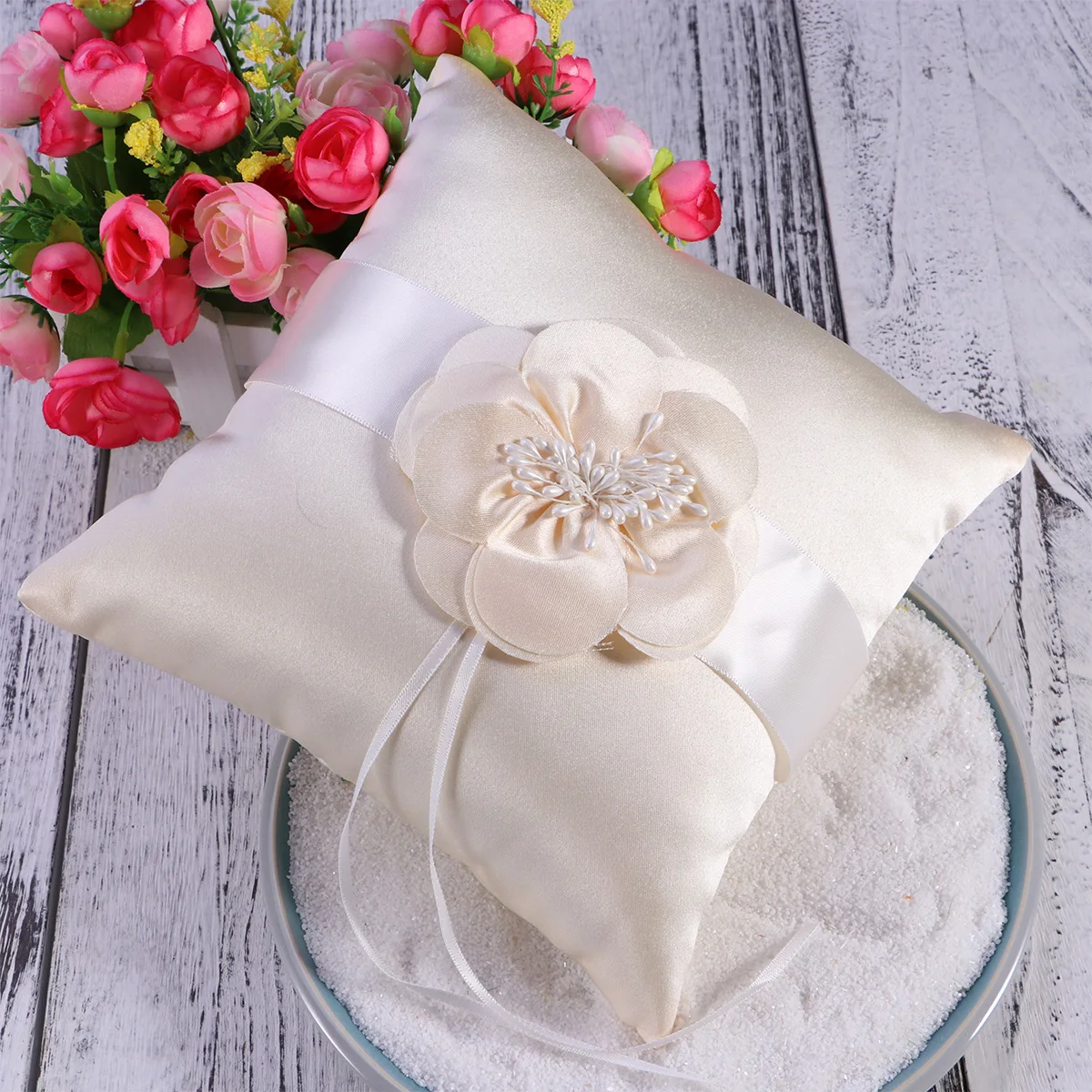 Lace Pillow 20x20cm Wedding Bearer Cushion Soft Compact Protect Ring Graceful Design Engagement Activities Wedding Ring Cushion
Lace Pillow 20x20cm Wedding Bearer Cushion Soft Compact Protect Ring Graceful Design Engagement Activities Wedding Ring Cushion