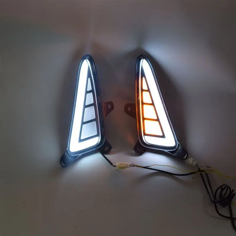 SAAR Подходит для Toyota 17-18 CHR Модифицированные светодиодные передние противотуманные фары дневного света с указателем поворота
SAAR Подходит для Toyota 17-18 CHR Модифицированные светодиодные передние противотуманные фары дневного света с указателем поворота