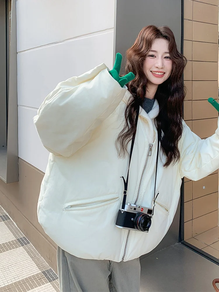 Белая вязаная куртка с капюшоном, имитация двухслойности, женская, зимняя, 2026, новая, теплая, свободного кроя, повседневная
Белая вязаная куртка с капюшоном, имитация двухслойности, женская, зимняя, 2026, новая, теплая, свободного кроя, повседневная