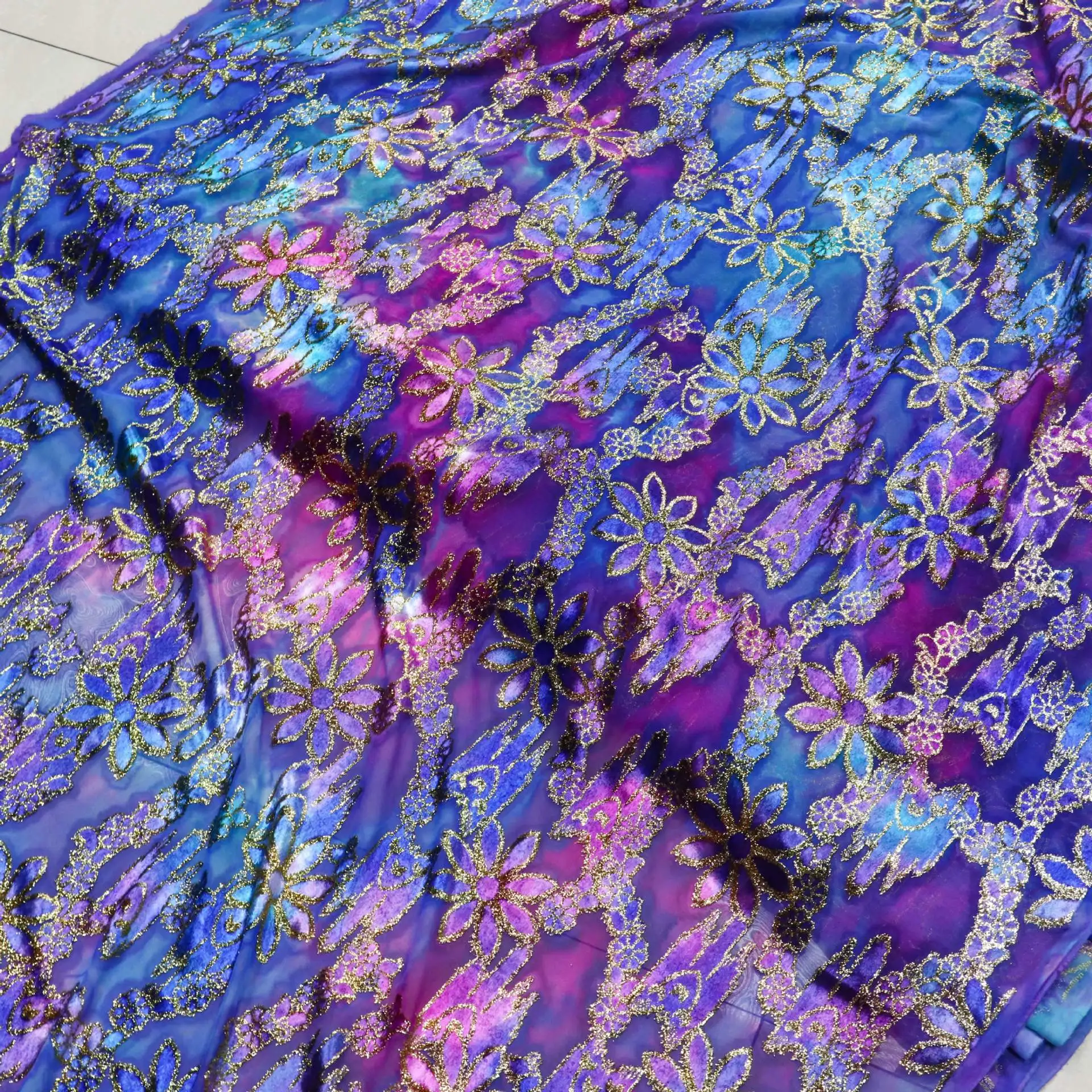 4778 Woven Velvet Brocade Tie-Dyed Jacquard Brocade Sticky Velvet Velvet Fabric High-End Dress Cheongsam
4778 Woven Velvet Brocade Tie-Dyed Jacquard Brocade Sticky Velvet Velvet Fabric High-End Dress Cheongsam