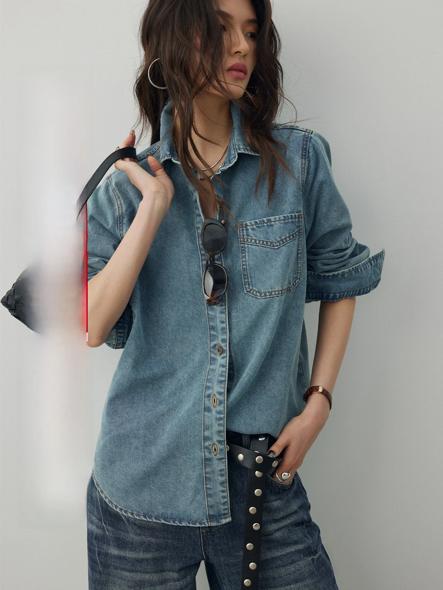 KEARA Vintage Blue Washed Denim Shirt Women's Casual Long Sleeve Top Spring Commute Comfortable Breathable Cotton Shirt
KEARA Vintage Blue Washed Denim Shirt Women's Casual Long Sleeve Top Spring Commute Comfortable Breathable Cotton Shirt