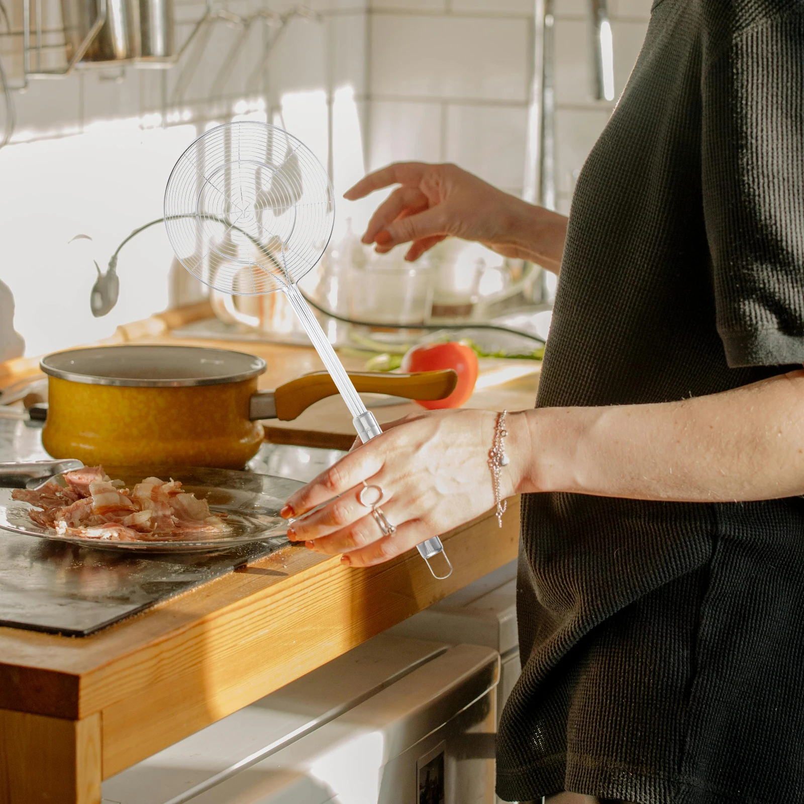 Large Stainless Steel Slotted Spoon 30Cm Long Handle For Frying Cooking Noodles Soup Dumplings Vegetables Oil Filter Kitchen
Large Stainless Steel Slotted Spoon 30Cm Long Handle For Frying Cooking Noodles Soup Dumplings Vegetables Oil Filter Kitchen