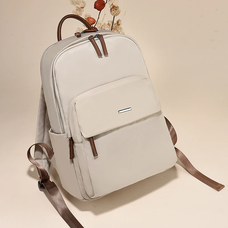 Textured fashion simple Oxford cloth backpack, the trend of multi-functional backpack travel backpack
Textured fashion simple Oxford cloth backpack, the trend of multi-functional backpack travel backpack