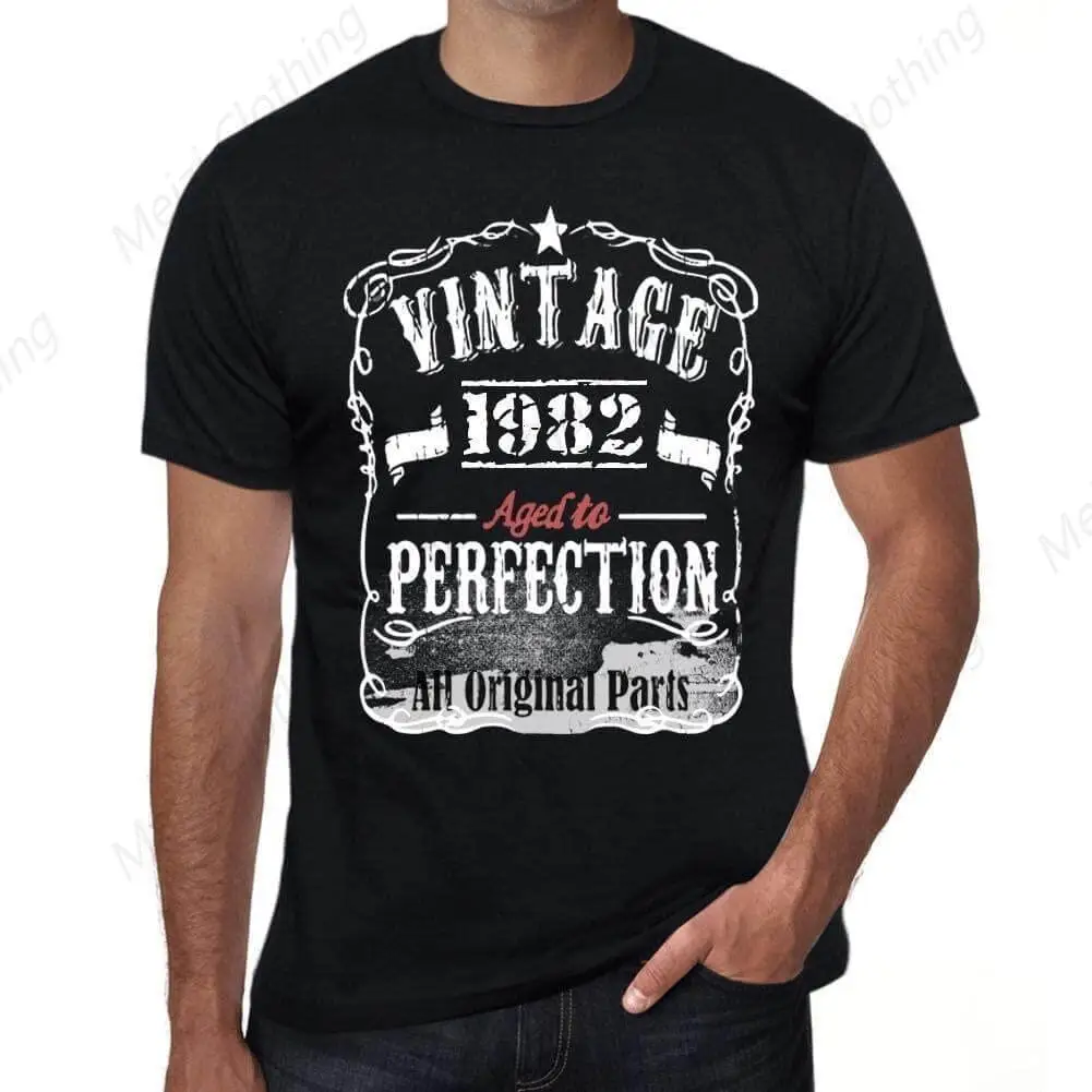 Men'S Pattern T-Shirt For 43rd Anniversary In 1982 Gift For 43rd Anniversary Retro Cool Short Sleeve Novelty T-Shirt For 1982
Men'S Pattern T-Shirt For 43rd Anniversary In 1982 Gift For 43rd Anniversary Retro Cool Short Sleeve Novelty T-Shirt For 1982