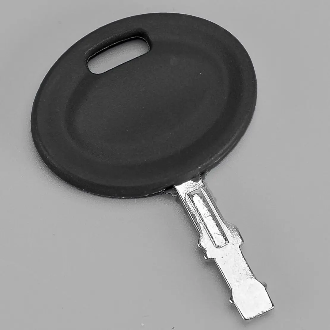 925-1745A 925-1744A 725-1745 Mower Tractor Ignition Key Fit for Bolens Craftsman Troy-Bilt Cub Cadet Black
925-1745A 925-1744A 725-1745 Mower Tractor Ignition Key Fit for Bolens Craftsman Troy-Bilt Cub Cadet Black
