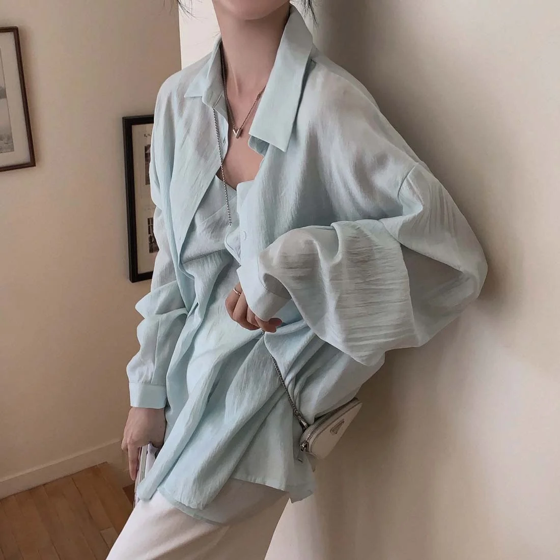 2026 Summer New Chic Korean Style V-Neck Casual Shirt Two-Piece Set Simple Design Neckline Long Sleeve Loose Fit Anti-Aging
2026 Summer New Chic Korean Style V-Neck Casual Shirt Two-Piece Set Simple Design Neckline Long Sleeve Loose Fit Anti-Aging