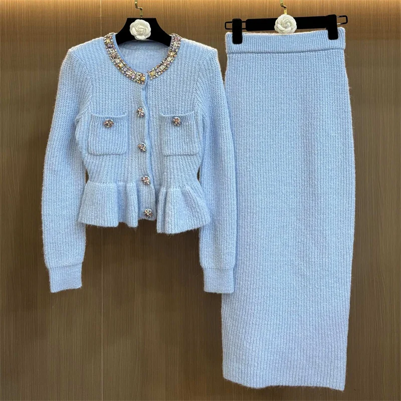 Women's two pieces set 2026 Spring new elastic knitted slim fit women's half skirt Sparkling button long skirt set Women's suit
Women's two pieces set 2026 Spring new elastic knitted slim fit women's half skirt Sparkling button long skirt set Women's suit