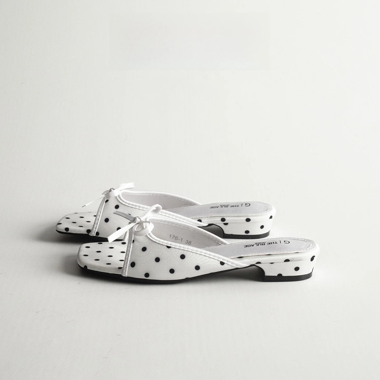 Polka Dot Bow Knot Wedge Sandals Women's Summer Outdoor Wearable Open Toe Slip-On Cool Roman Shoes Comfortable Breathable
Polka Dot Bow Knot Wedge Sandals Women's Summer Outdoor Wearable Open Toe Slip-On Cool Roman Shoes Comfortable Breathable