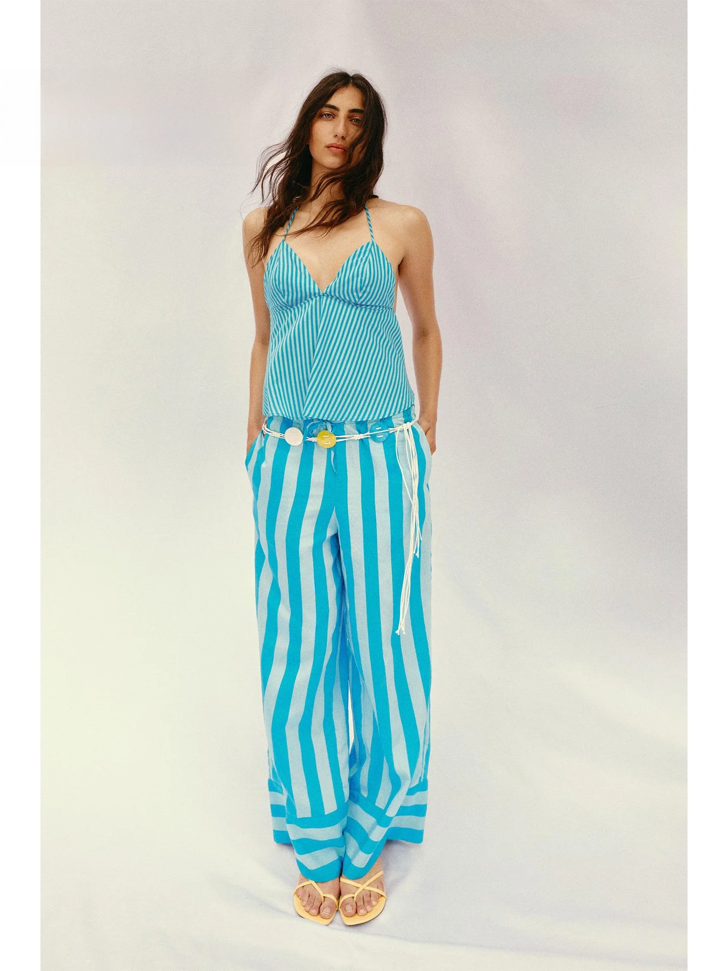 Summer 2026 Casual Lightweight Drawstring Wide Leg Pants Women's Stripe Pattern Loose Fit Trousers for Holiday Style
Summer 2026 Casual Lightweight Drawstring Wide Leg Pants Women's Stripe Pattern Loose Fit Trousers for Holiday Style