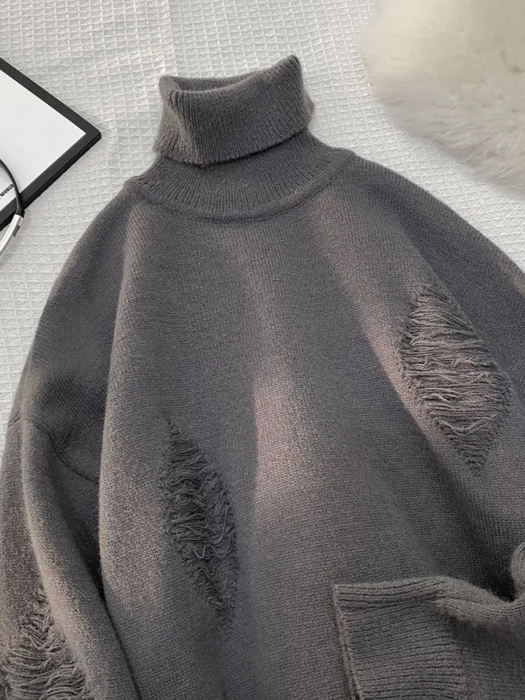 High Collar Sweater Men's Winter High End Feeling Inner Knitted Hollow out Design Youth Flip Collar Boting T-irt
High Collar Sweater Men's Winter High End Feeling Inner Knitted Hollow out Design Youth Flip Collar Boting T-irt