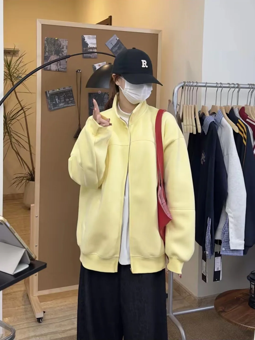 Yellow Spliced Heavyweight Open Cardigan Sweatshirt Women's Style Casual Stand Collar Jacket Ootd Matching Zipper Coat
Yellow Spliced Heavyweight Open Cardigan Sweatshirt Women's Style Casual Stand Collar Jacket Ootd Matching Zipper Coat