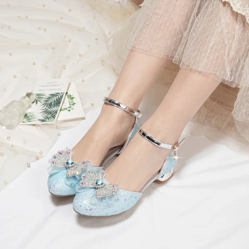 2024 Sweet Lolita Style Sequined Cloth Bling Butterfly-knot Sandals Princess Low Heel Blue Pink White Wedding Party Shoes Girls
2024 Sweet Lolita Style Sequined Cloth Bling Butterfly-knot Sandals Princess Low Heel Blue Pink White Wedding Party Shoes Girls