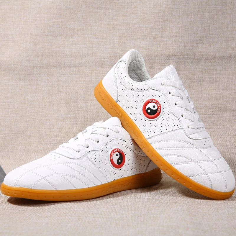 New Style Unisex Tai Chi Shoes Breathable Comfortable Kung Fu Shoes Lightweight Bagua Martial Arts Shoes WuShu Training Sneakers
New Style Unisex Tai Chi Shoes Breathable Comfortable Kung Fu Shoes Lightweight Bagua Martial Arts Shoes WuShu Training Sneakers