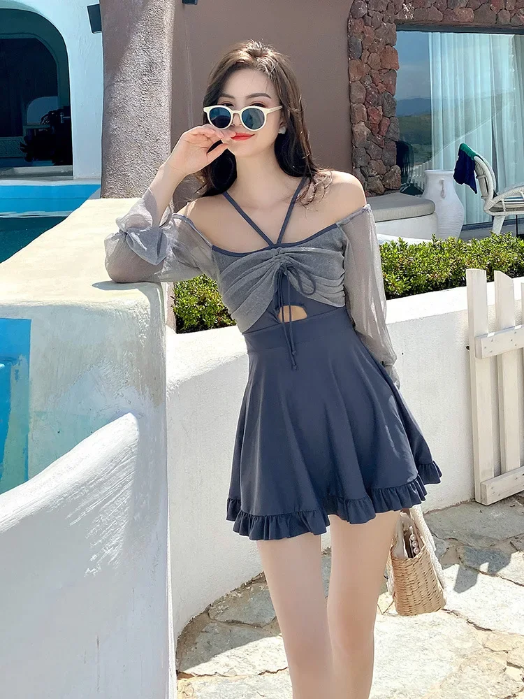 Купальник Ins, пикантное бикини с открытыми плечами, женское бикини с высокой талией, купальник пуш-ап, плиссированный бикини, купальный костюм с оборками, корейский пляжный костюм 
Купальник Ins, пикантное бикини с открытыми плечами, женское бикини с высокой талией, купальник пуш-ап, плиссированный бикини, купальный костюм с оборками, корейский пляжный костюм