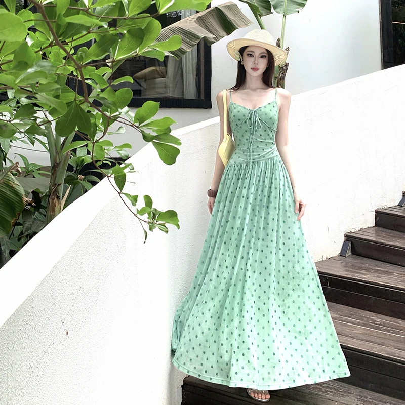 Green Polka Dot Mesh Vacation Dress – Korean Style Ombre V-Neck Tie-Back Long Dress for Women 2026 Summer
Green Polka Dot Mesh Vacation Dress – Korean Style Ombre V-Neck Tie-Back Long Dress for Women 2026 Summer