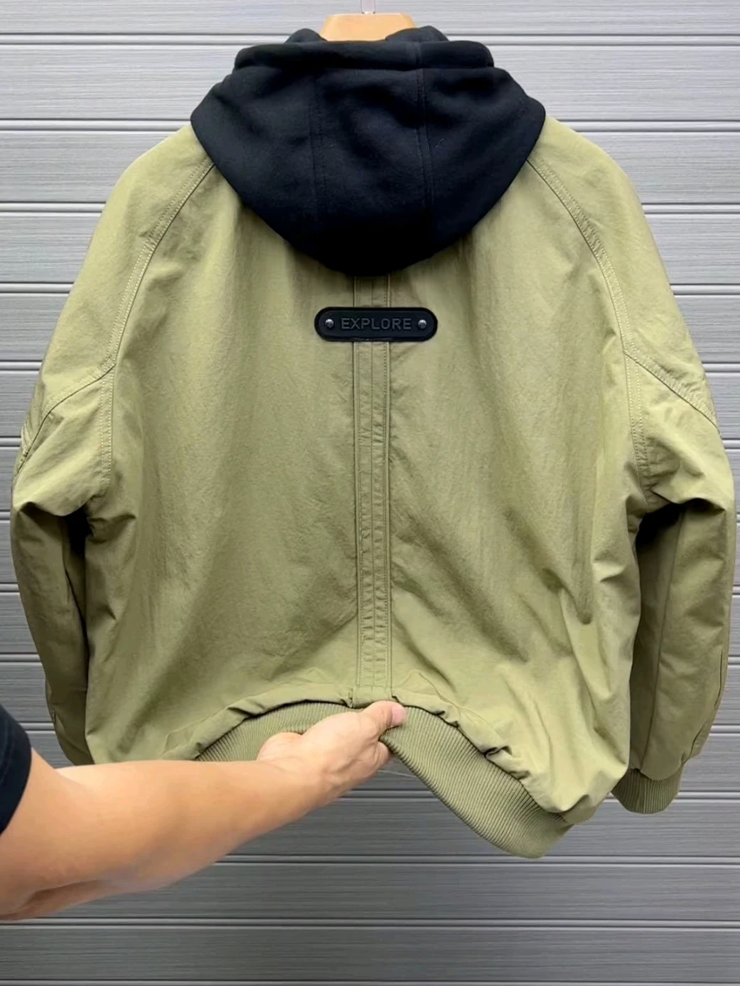 High Quali Men's Hooded Casual Jaet Autumn Winter New Arrival Faionable Luxury Cool Stand Fit Antimicrobial Outerwear
High Quali Men's Hooded Casual Jaet Autumn Winter New Arrival Faionable Luxury Cool Stand Fit Antimicrobial Outerwear