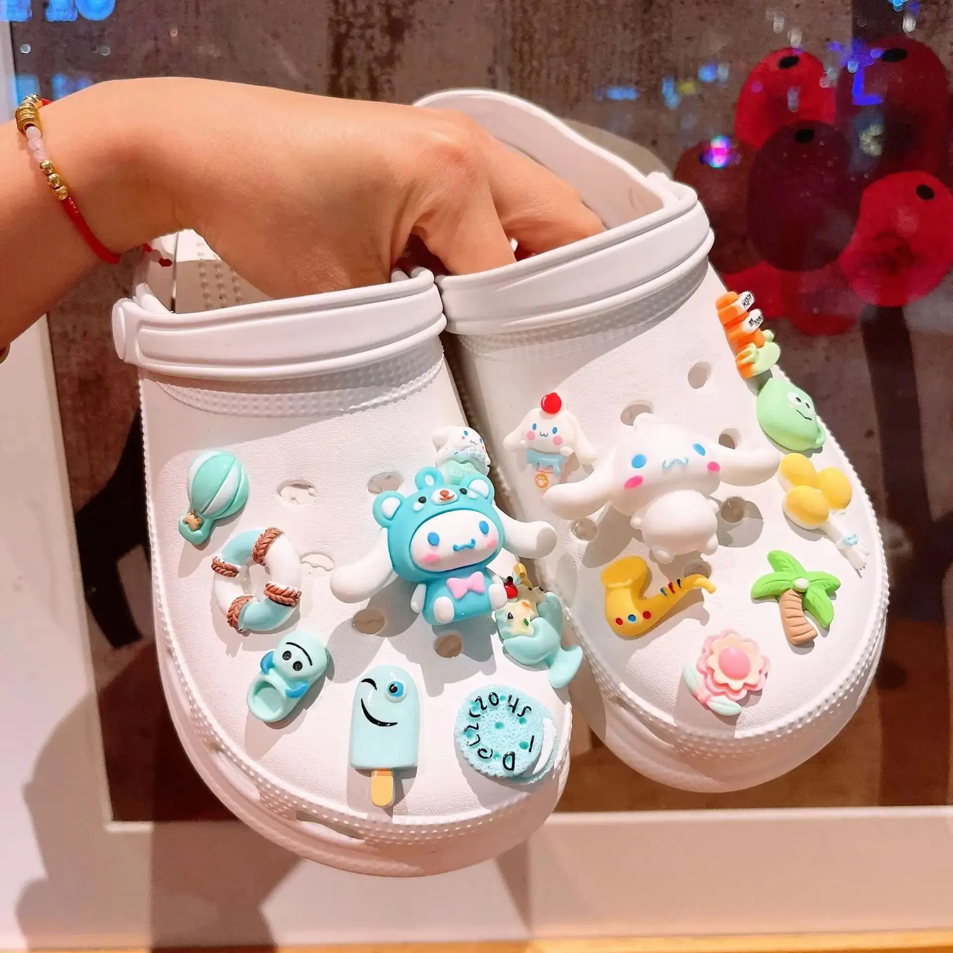 MINISO 3D Stereo Cartoon Cute Cinnamoroll DIY Shoe Flower Decorative Buckles Detachable Soft Rubber Shoe Charms Soft Rubber
MINISO 3D Stereo Cartoon Cute Cinnamoroll DIY Shoe Flower Decorative Buckles Detachable Soft Rubber Shoe Charms Soft Rubber