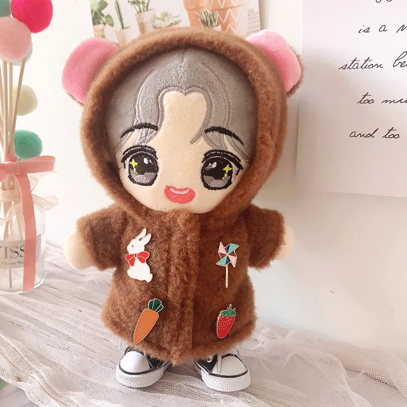 20cm Kawaii Idol Doll Clothes Cartoon Little Bear Coat Pants Delicate Strawberry Brooch Set Plush Doll Clothes Accessories Toys
20cm Kawaii Idol Doll Clothes Cartoon Little Bear Coat Pants Delicate Strawberry Brooch Set Plush Doll Clothes Accessories Toys