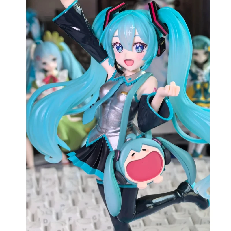 New Product In Stock Genuine Miku Uwa Series Soft Smile Pain Bag Handmade Model Desktop Ornament Surprise Gift For Friends
New Product In Stock Genuine Miku Uwa Series Soft Smile Pain Bag Handmade Model Desktop Ornament Surprise Gift For Friends
