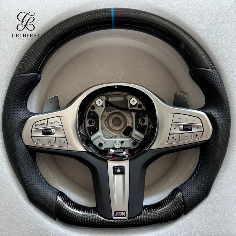 Подходит для BMW 3 серии, 5 серии, 525/530/x1x3x5x6, модификация рулевого колеса с подогревом из углеродного волокна.
Подходит для BMW 3 серии, 5 серии, 525/530/x1x3x5x6, модификация рулевого колеса с подогревом из углеродного волокна.
