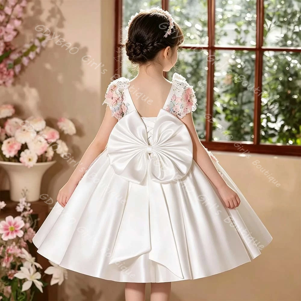 Knee-Length Girls Party Dress with 3D Flowers Round Neck Short Sleeve Princess Flower Girl Dress for Wedding Christening Custom
Knee-Length Girls Party Dress with 3D Flowers Round Neck Short Sleeve Princess Flower Girl Dress for Wedding Christening Custom