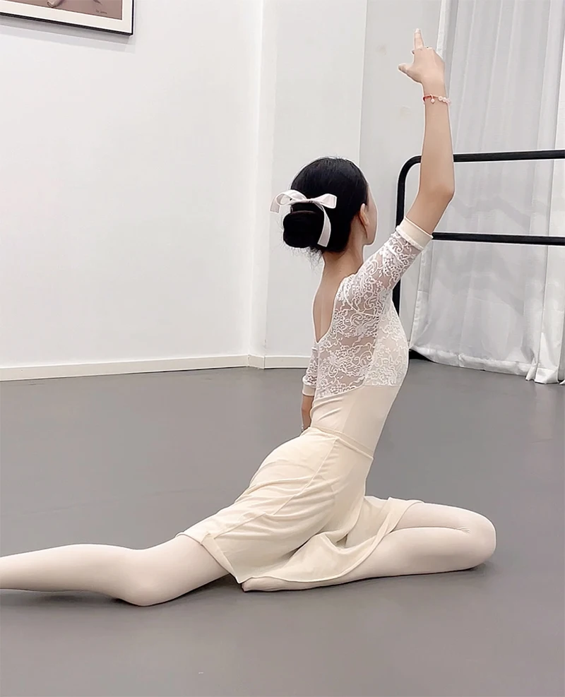 Ballet Dance Leotard Adult Daily Practice Team Gymnastics Dancing Bodysuit Women High Quality Ballet Leotard
Ballet Dance Leotard Adult Daily Practice Team Gymnastics Dancing Bodysuit Women High Quality Ballet Leotard