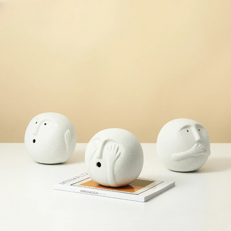 Minimalist ins style, abstract villain fun ceramic ornaments, new and strange desktop soft decoration
Minimalist ins style, abstract villain fun ceramic ornaments, new and strange desktop soft decoration