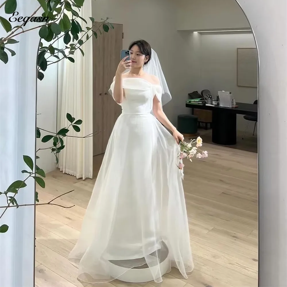 Luxury A Line Korea Wedding Dress Phothshoot Strapless Long Bridal Gown Detachable Skirt Floor Length Prom Gown Customized
Luxury A Line Korea Wedding Dress Phothshoot Strapless Long Bridal Gown Detachable Skirt Floor Length Prom Gown Customized