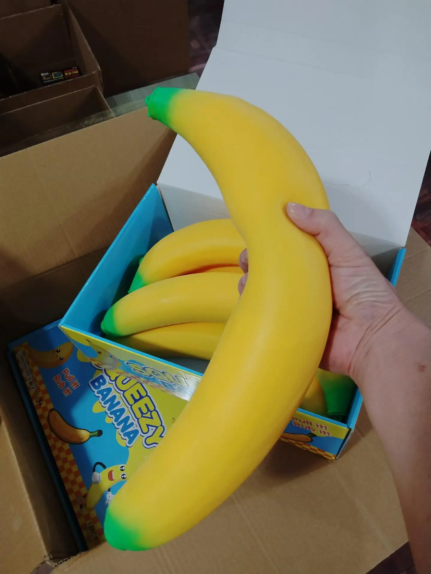 Oversized 45cm Banana Slow Rebound Squishy Squeeze Toy, Soft PU Anti-Stress Anti-Anxiety Fidget Hand Toy, Jumbo Fruit
Oversized 45cm Banana Slow Rebound Squishy Squeeze Toy, Soft PU Anti-Stress Anti-Anxiety Fidget Hand Toy, Jumbo Fruit