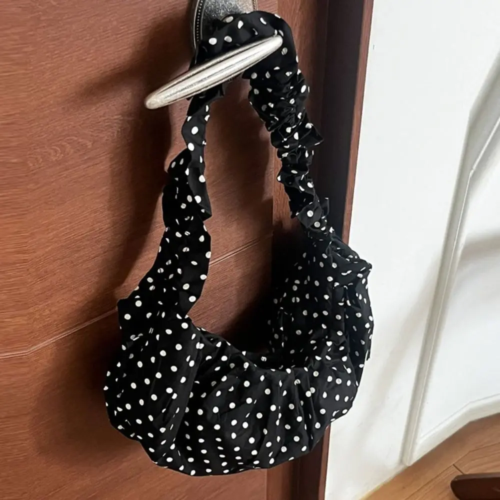 Korean Style Polka Dot Shoulder Bag Lace Lightweight Pleated Drawstring Crossbody Bag Retro Large Capacity Nylon Messenger Bag
Korean Style Polka Dot Shoulder Bag Lace Lightweight Pleated Drawstring Crossbody Bag Retro Large Capacity Nylon Messenger Bag