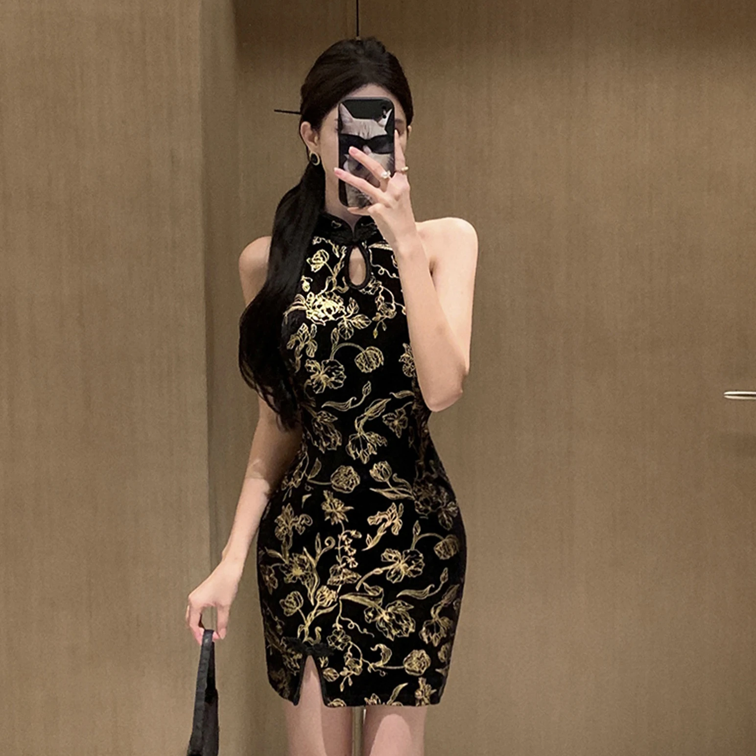 New Chinese Sle Velvet ort Skirt Tight Fit Bodycon Dr Gold Emed Retro Design High Slit No Sve Floral Print
New Chinese Sle Velvet ort Skirt Tight Fit Bodycon Dr Gold Emed Retro Design High Slit No Sve Floral Print