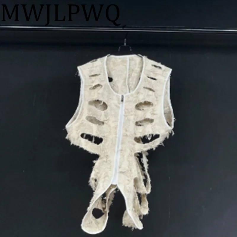 MWJLPWQ Rough Edge, новый летний костюм 2025, жилет High Street с круглым воротником, ажурный нишевый дизайн, свободные повседневные мужские топы Tide 010637
MWJLPWQ Rough Edge, новый летний костюм 2025, жилет High Street с круглым воротником, ажурный нишевый дизайн, свободные повседневные мужские топы Tide 010637