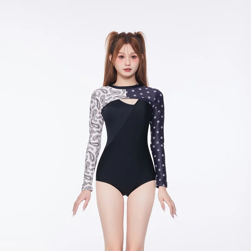 Women's One Piece Swimsuit Sexy Long Sleeve Slim 2023 New Sunscreen Casual Fashion Hot Spring Beach Surfing Women's Swimsuit
Women's One Piece Swimsuit Sexy Long Sleeve Slim 2023 New Sunscreen Casual Fashion Hot Spring Beach Surfing Women's Swimsuit