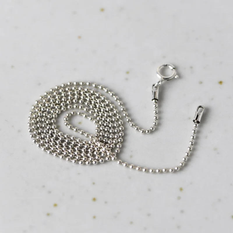 1MM Thin 40CM Balls Chokers Necklaces Women Shining 925 Sterling Silver Chains Necklace Shining Silver Beans Links NO Pendants
1MM Thin 40CM Balls Chokers Necklaces Women Shining 925 Sterling Silver Chains Necklace Shining Silver Beans Links NO Pendants
