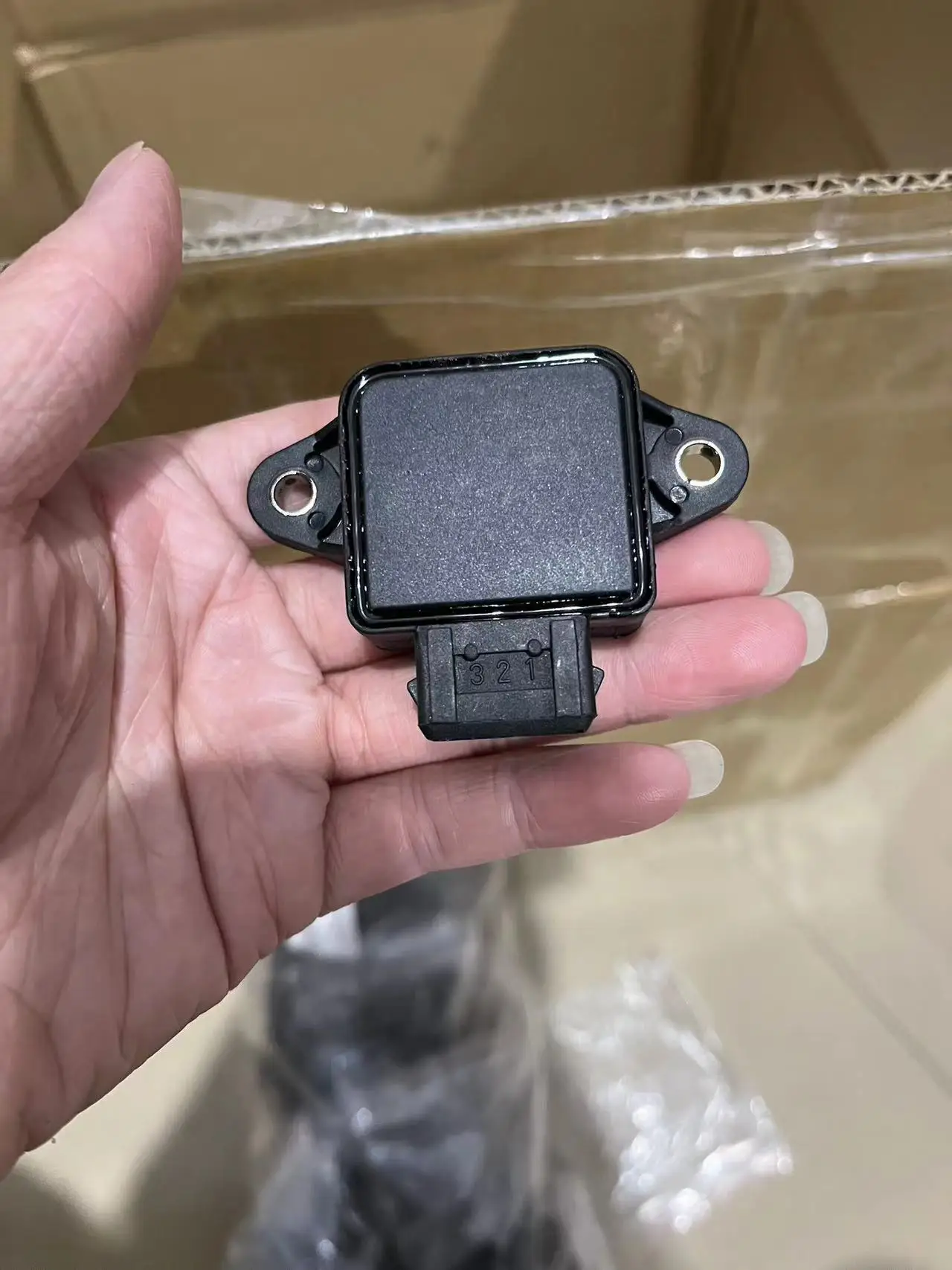 GDENGS 1pc Top QualityThrottle Position Sensor TPS F01R064915 471Q-1L-1107800 For Mitsubi-shi
GDENGS 1pc Top QualityThrottle Position Sensor TPS F01R064915 471Q-1L-1107800 For Mitsubi-shi